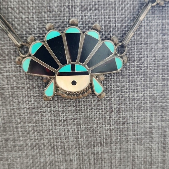 Stunning Native American Zuni Inlaid Headdress Vintage Turquoise Necklace 💙🖤🎁 - Picture 3 of 14